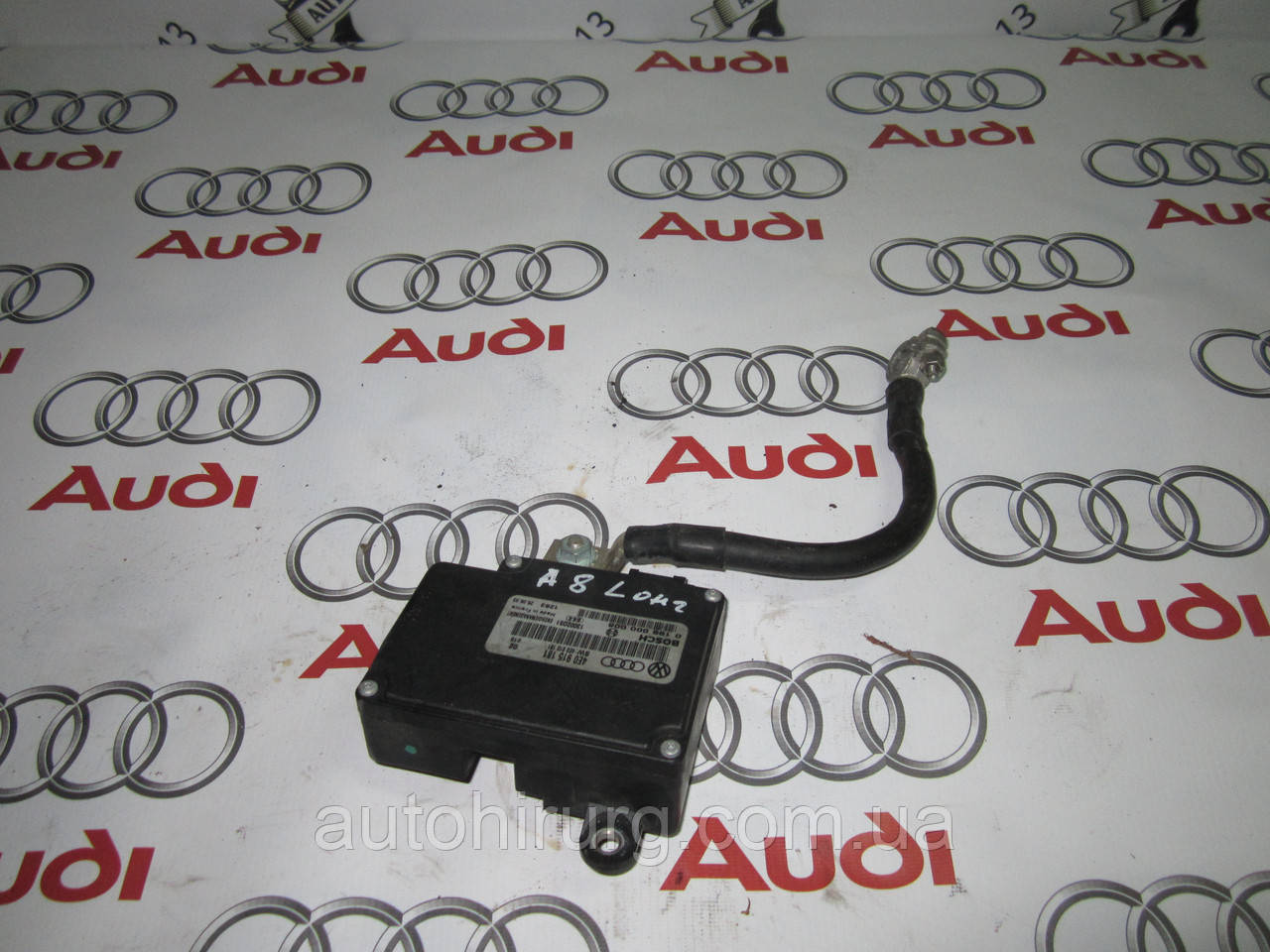 Блок керування акумулятором AUDI A8 D3 (4E0915181)