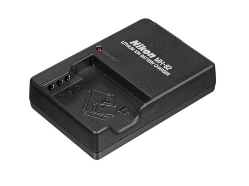 Зарядний пристрій MH-62 для NIKON COOLPIX (акумулятор EN-EL8)