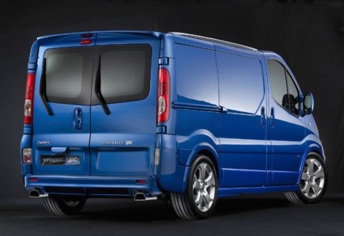 Спойлер козирок тюнінг Renault Trafic на орні двері