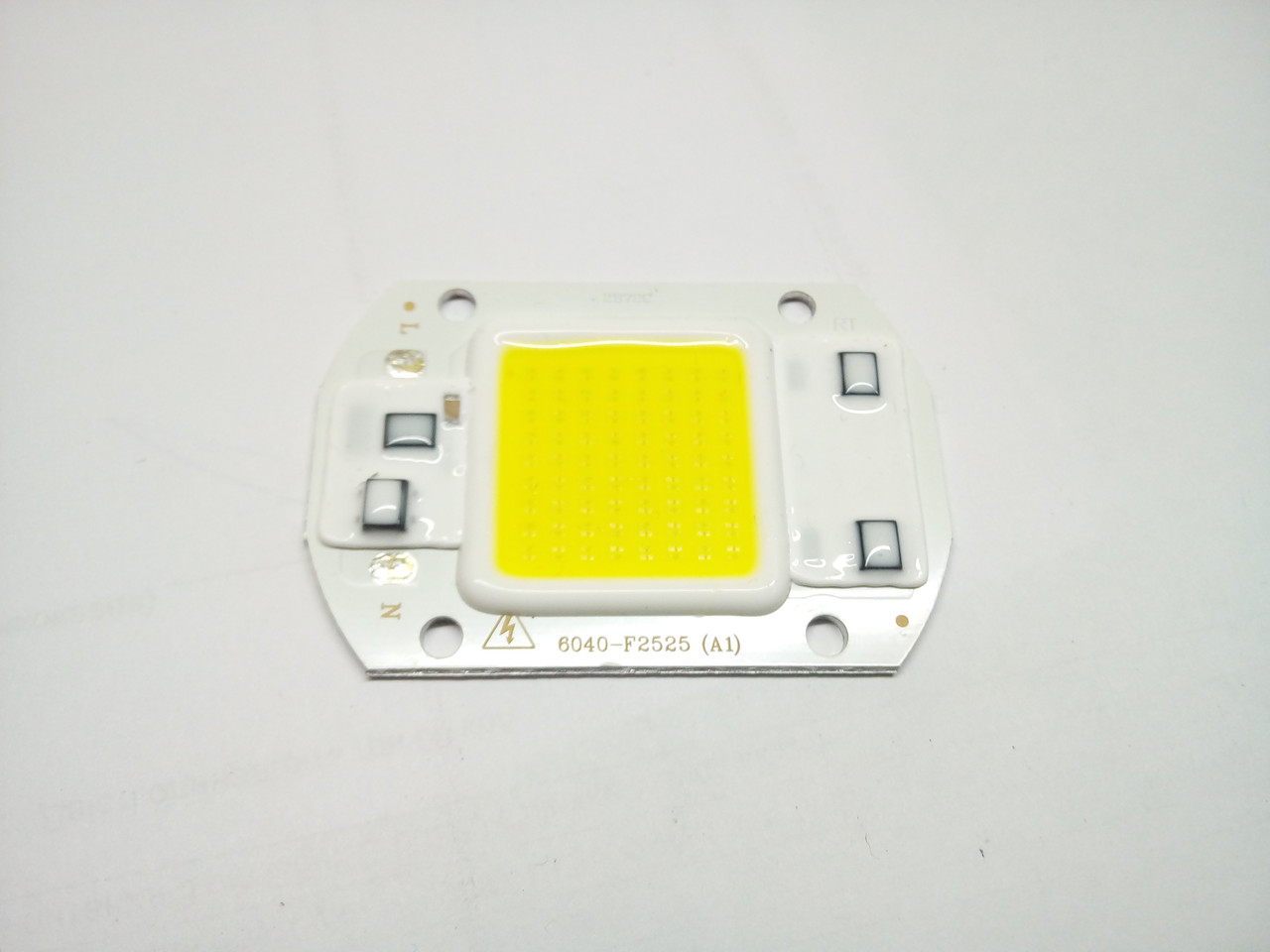 Потужний світлодіод 30W для прожекторів JDM-JC20.30.50 220V