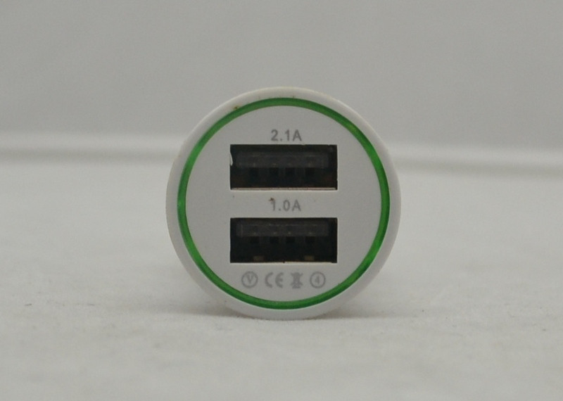Автомобільна USB зарядка CS-62 два USB порту чорна Вихідна напруга 5V