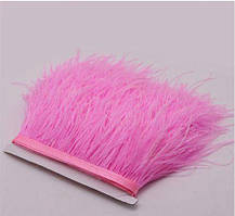 Пір'яна тасьма страусина. Колір Рожевий. Перо 10-15см.Ціна за 0,5 м.