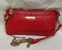Маленькая стильная сумочка на цепочке.Кожаная маленькая сумочка. Красный