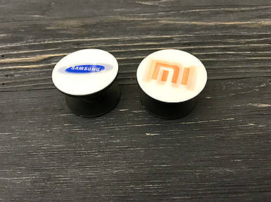 Динамічний посокет із тримачем для телефонів і планшетів (2 різновиди)