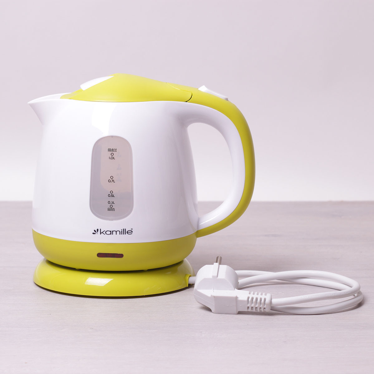 Електрочайник Kamille KM-1719A 1 літр білий з салатовим