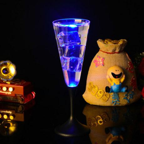 Светящиеся Led бокал для шампанского, Luminous Cup Бокал на ножке - фото 1 - id-p701228410