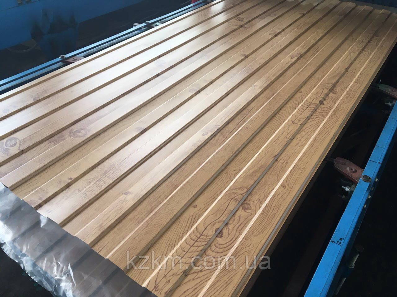 Профнастил с рисунком под дерево Сосна, забор из профнастила ...