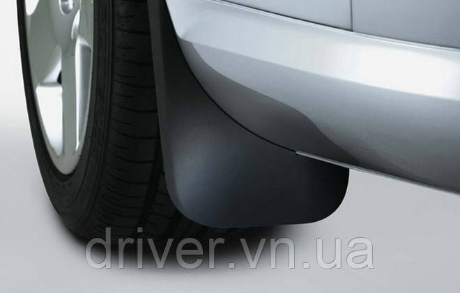 Бризковики Audi A8 2010-, оригінальні задні \ 2 шт