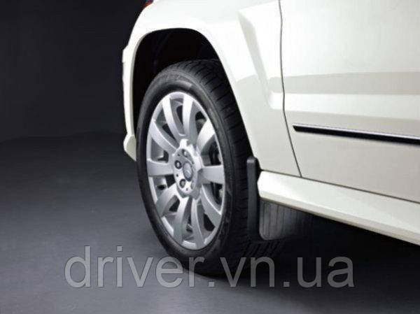 Бризковики Mercedes-Benz GLK 300 (08-12) оригінальні передні \ 2 шт