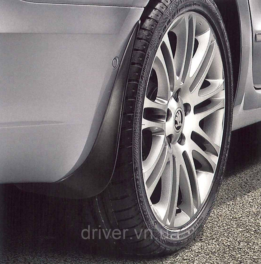 Бризковики Range Rover Vogue 2013- оригінальні задні \ 2 шт