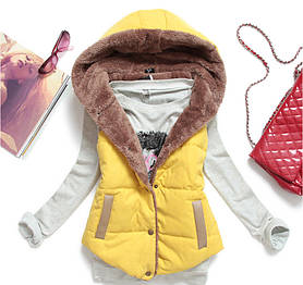 Жіноча жилетка з капюшоном