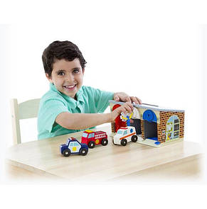 Гараж рятувальних машин Melissa&Doug, фото 4