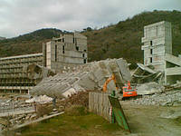 Демонтаж конструкцій будівель