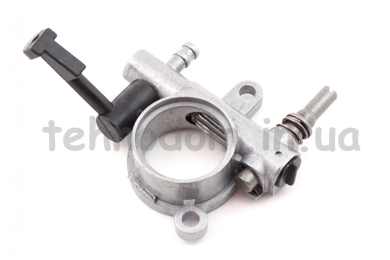 Маслонасос для бензопили Goodluck GL 2400