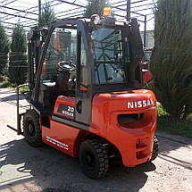 Складаний вилковий навантажувач 2 тонни Nissan FD20 б/у, фото 6