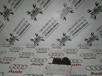 Компресор центрального замка AUDI A8 D2 (8L0862257P)