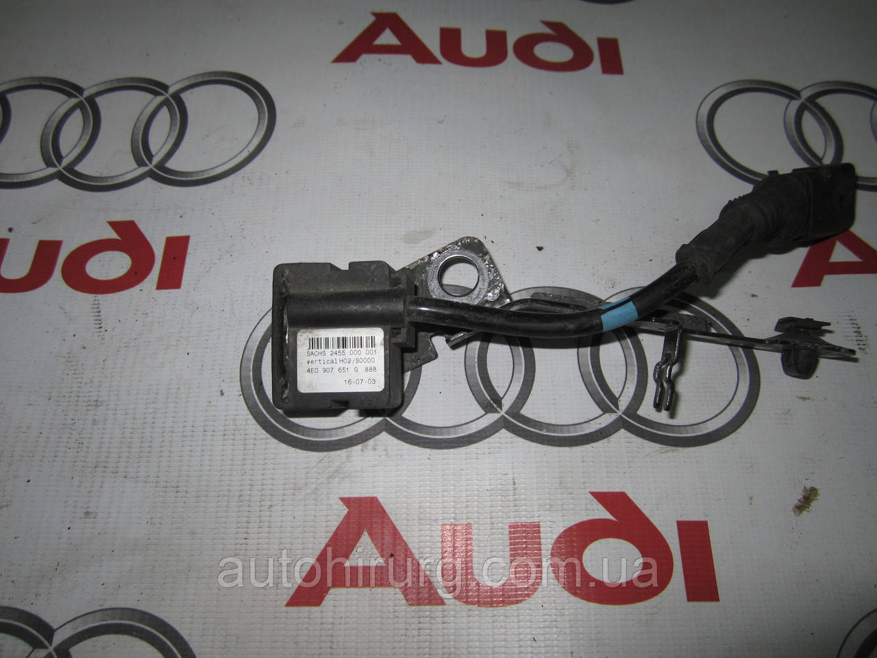 Датчик пришвидшення AUDI A8 D3 (4E0907651G)