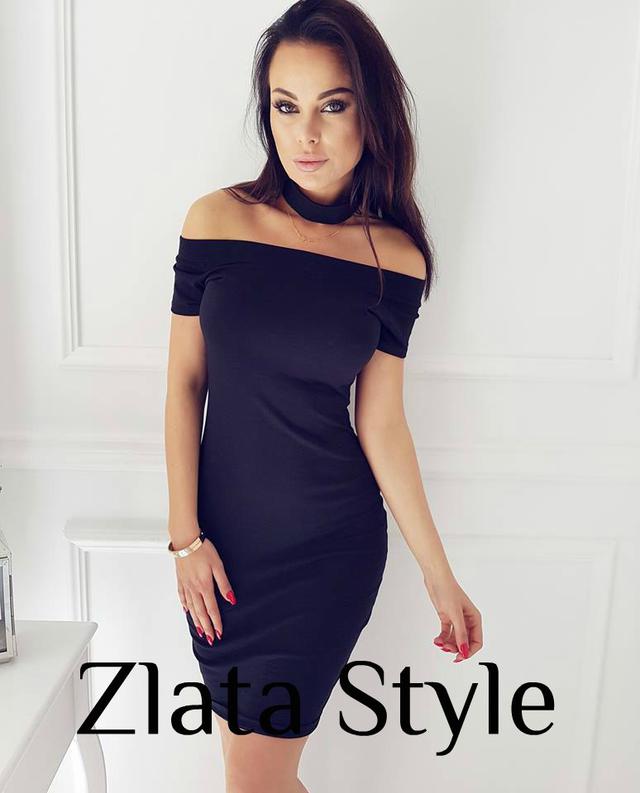 Облягаюче плаття з чокером