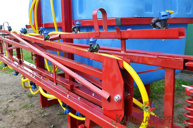 обприскувач навісний для трактора на 800 літрів купити недорого в Україні