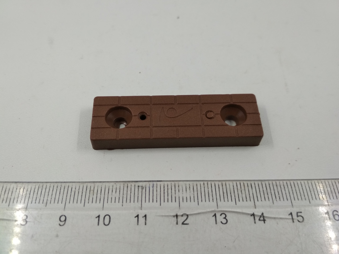 Ніжка під саморіз коричнева