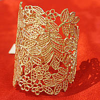 Широкий браслет на руку