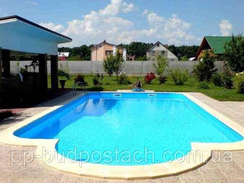 Очищення басейнів у заміських будинках