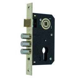 Замок врізний Class 9011 SR -3R AB  ( бек 40мм,міжвісь 62мм)