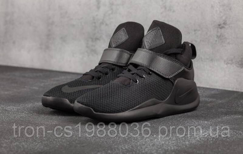Кросівки Чоловічі Nike Kwazi