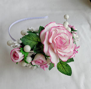 Обруч для волосся з квітами і ягодами ручної роботи "Весільний"
