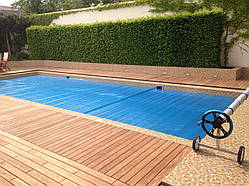 Солярна плівка для басейну