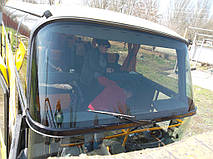 Изготовление и замена верхнего лобового стекла на Neoplan 116 в Никополе (Украина). 9