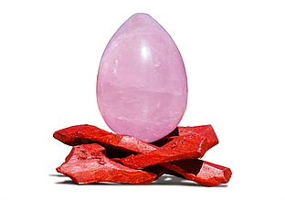 Комплект яєчок Йоні-тренажер "ROSE QUARTZ YONI EGG" натуральний рожевий кварц (3 шт)