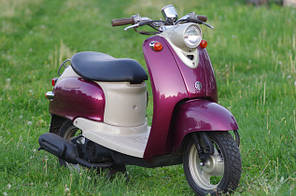 Скутер Yamaha Vino (вишневий)