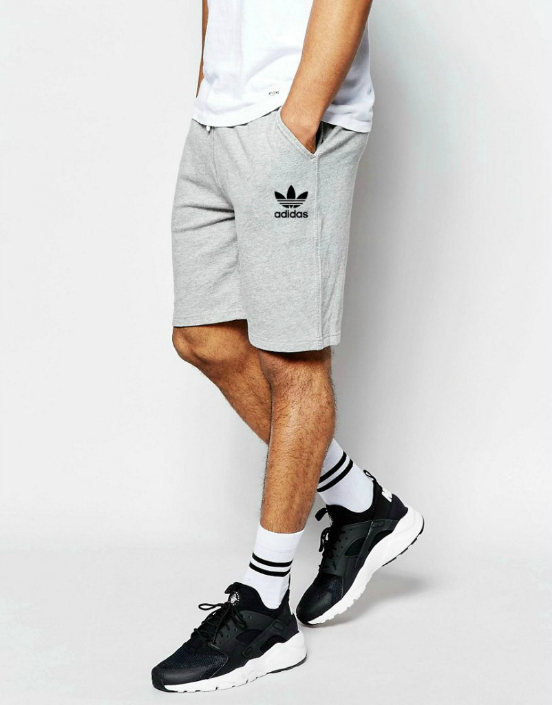 Шорти Adidas ( Адідас ) сірі старий значок
