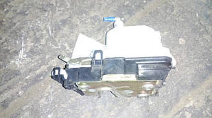 Б/у замок двері задній правий для Volkswagen Polo