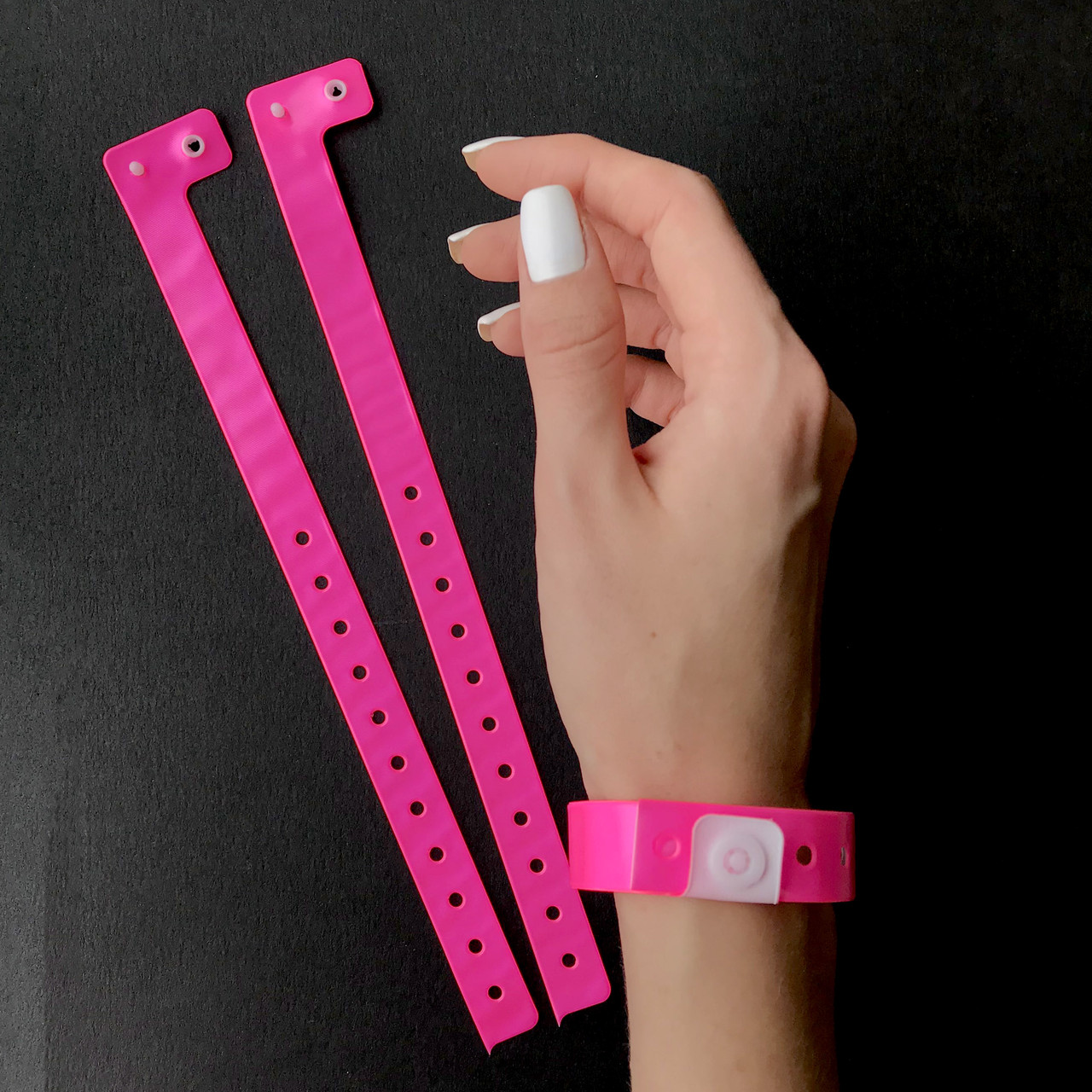 Контрольні вінілові браслети на руку з логотипом для відвідувачів L - тип 16 мм Pink