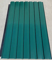 Профнастил для забору, колір:зелений ПС-20, товщина 0,30 мм; висота 1.5 метра ширина 1,16 м