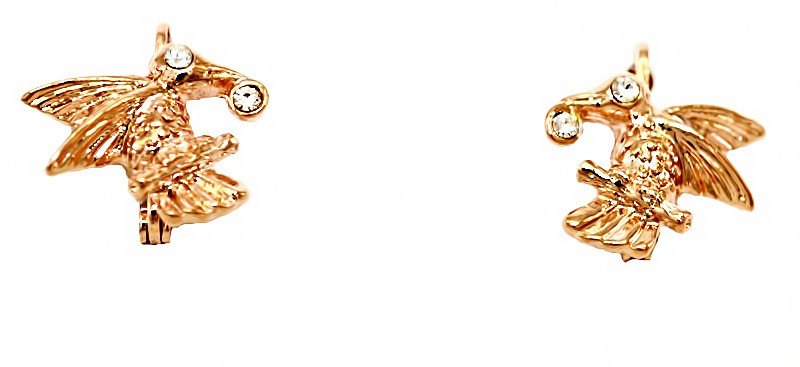 Сережки бульт з англійською застібкою. Висота сережки 1.3 см ширина 13 мм.