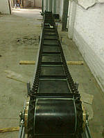 Использование гофроборта позволяет транспортировать мелкие и сыпучие грузы, избегая их просыпания с ленты. 