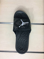 Чоловічі капці Jordan Black