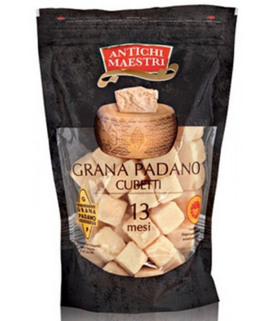 Сир кубиками Grana Padano 13мес 300гр