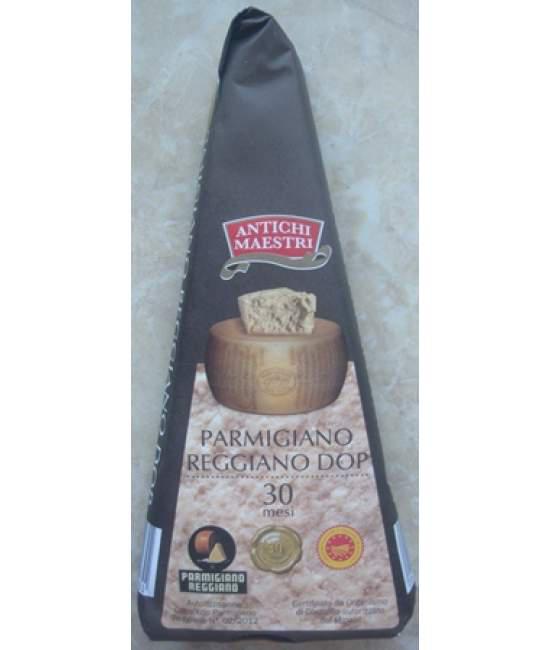 Сир Parmigiano Reggiano 30 міс 235гр