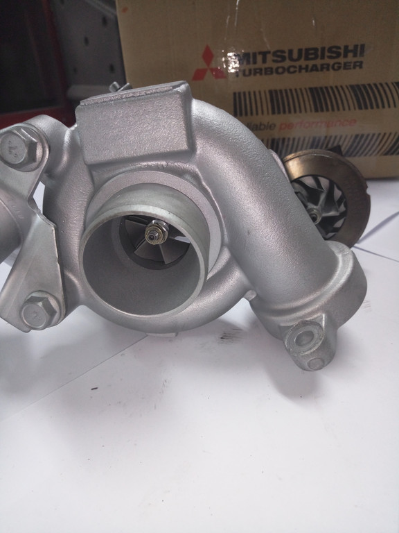 Турбина CITROEN BERLINGO с новым картриджем, настроена и готова к установке на автомобиль.