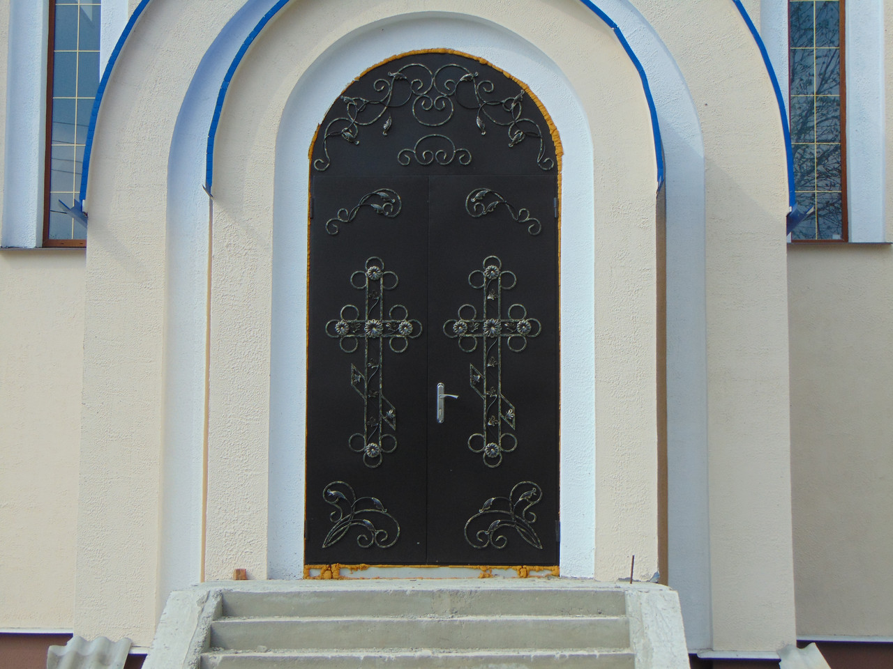 Двері вхідні металеві Д-01