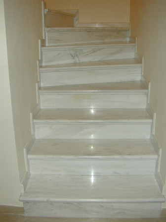 Мраморные лестницы Cappuchino beige с обработкой - фото 7 - id-p54663181