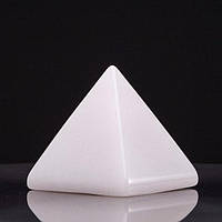 Пирамида из натурального камня Белый кварц h-4см