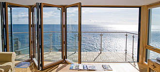 Складані гармошкою вікна та двері 