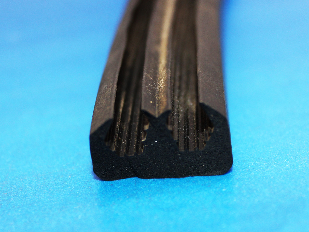 уплотнитель резиновый профиль ппу-91. профиль резиновый пру-06. профиль резиновый 3 м h1-130. уплотнительный профиль т206. профиль резиновый уплотнительный.