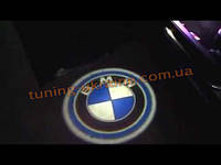 Проекція логотипу автомобіля BMW