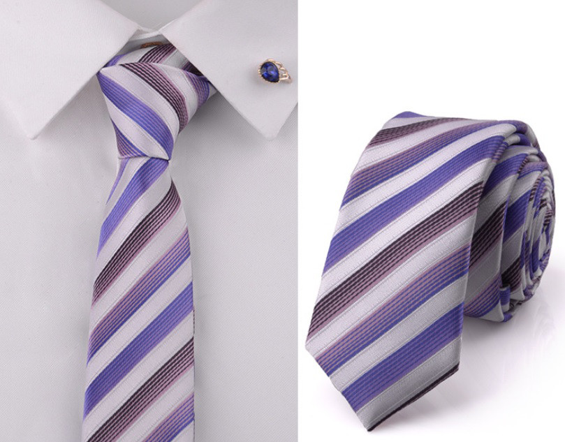 Краватка білий у фіолетову смужку